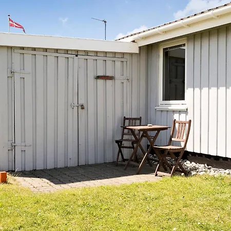 3 Bedroom Lovely In Harboore Holiday home Harboor