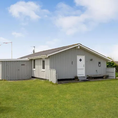 3 Bedroom Lovely In Harboore Holiday home Harboor